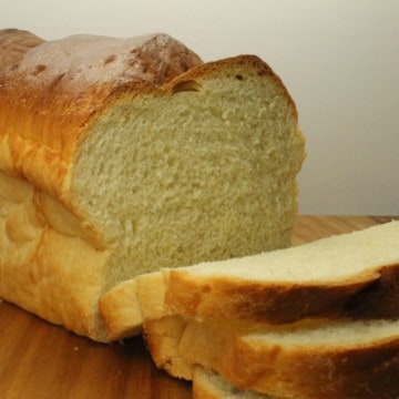 Super easy recipe for homemade bread. Great for sandwiches and toast!