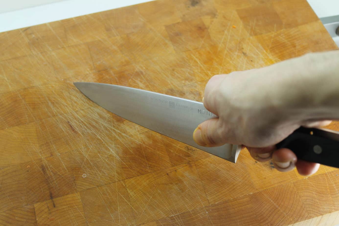 Knife Skills - Grip the knife by the blade to have full control over the knife and be able to guide the blade.