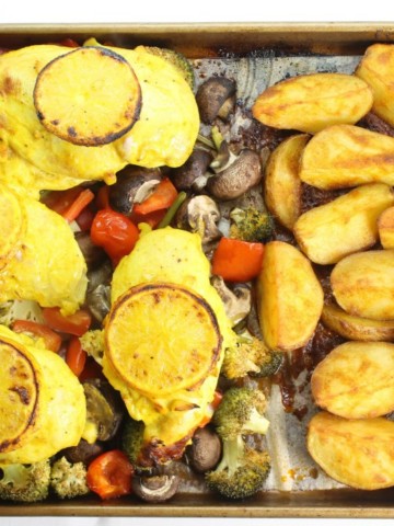 Healthy Garlic & Lemon Roasted Sheet Pan Chicken.Ideal for busy families with little time to cook!