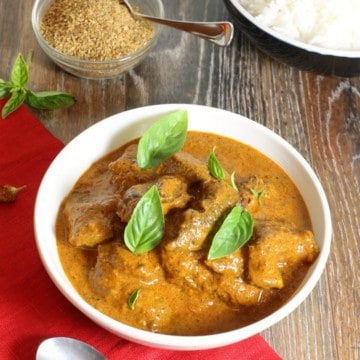 A popular curry dish with Persian and Indian history, this beef korma recipe is easy to make at home with everyday ingredients. Create your own curry blend or use a store bought one to make this simple and flavorful beef korma any day of the week. #curry #beef #korma #glutenfree