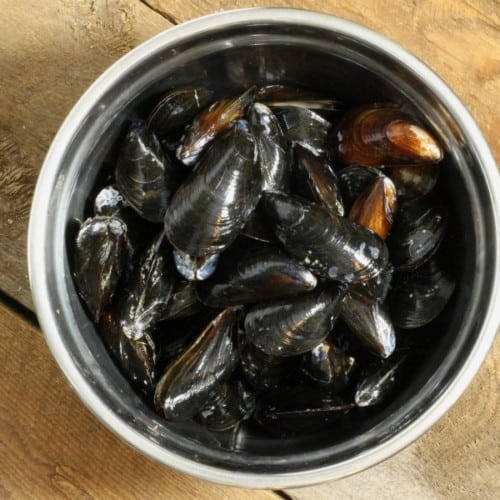 How To Clean Mussels Earth, Food, and Fire