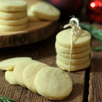 Traditional shortbread cookies