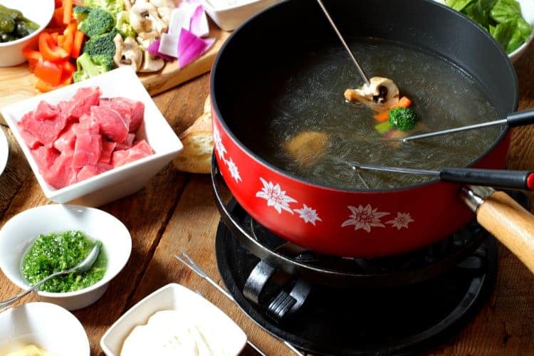 how to use fondue pot for chocolate