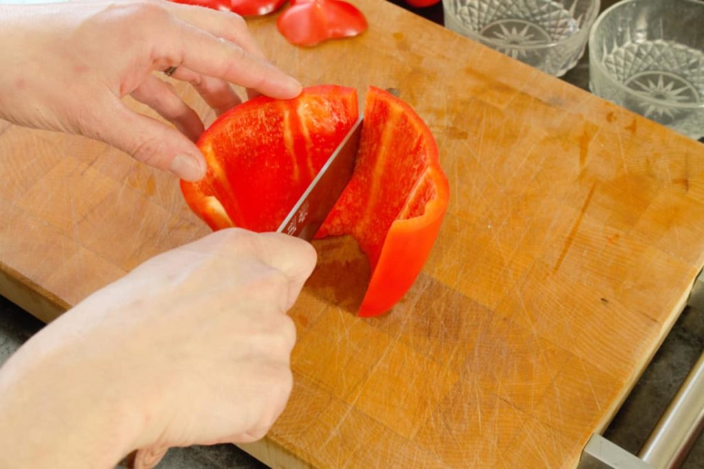 cutting a bell pepper