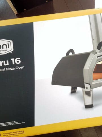 An overhead shot of the ooni karu 16 packaging box.