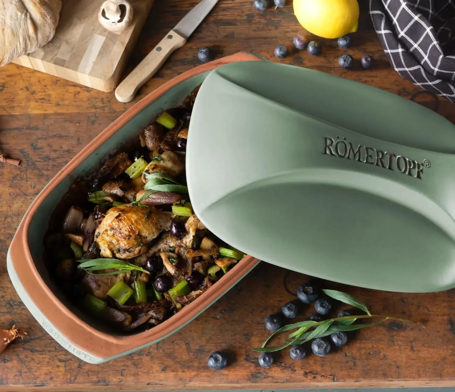 Green R&ouml;mertopf CULINARIO - modern design caly pot roaster
