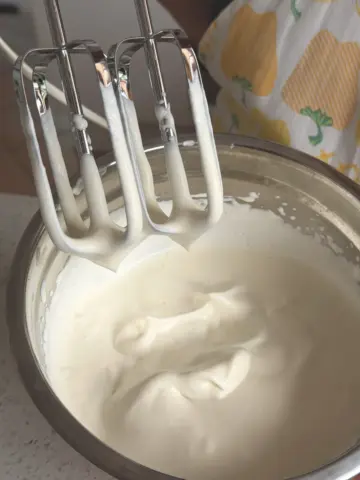 Wiped cream for cake cream filling recipe